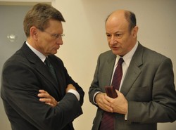Balcerowicz kontra Rostowski. To będzie pojedynek gigantów