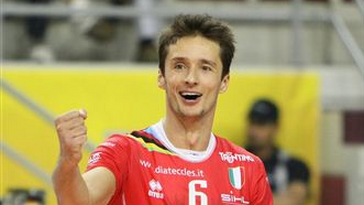 Łukasz Żygadło, reprezentant Polski i zawodnik Trentino Volley, przygotowuje się z kolegami z zespołu do nowego sezonu. Na oficjalnym koncie włoskiego zespołu na Twitterze pojawiły się zdjęcia zawodników z treningu.