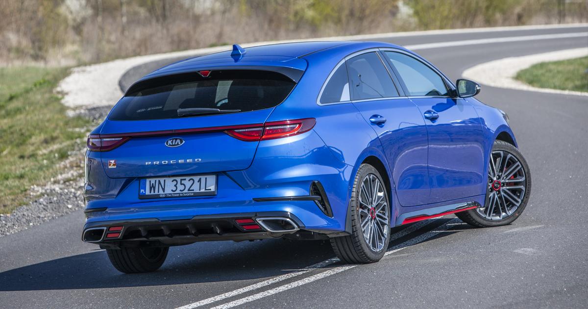 Kia proceed gt 2023