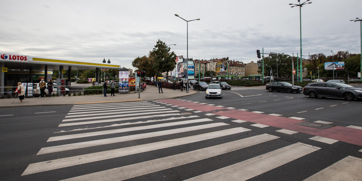 Będą przejścia naziemne na Śródce