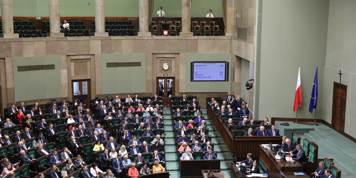 Na piątek jest zaplanowane pierwsze czytanie ustawy antylichwiarskiej