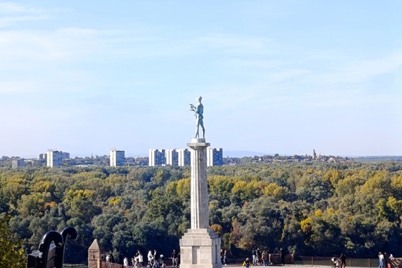 TAJNA SKRIVENE PROSTORIJE NA KALEMEGDANU Neobično i slučajno otkriće radnika "Zelenila" šokiralo istraživače