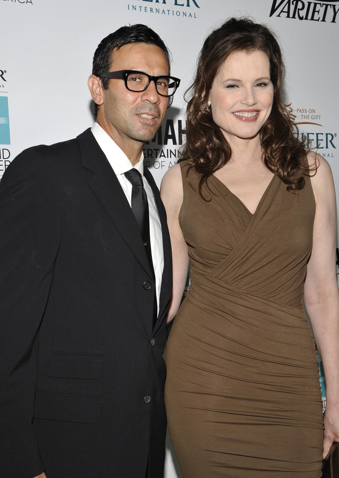 Geena Davis i Reza Jarrahy