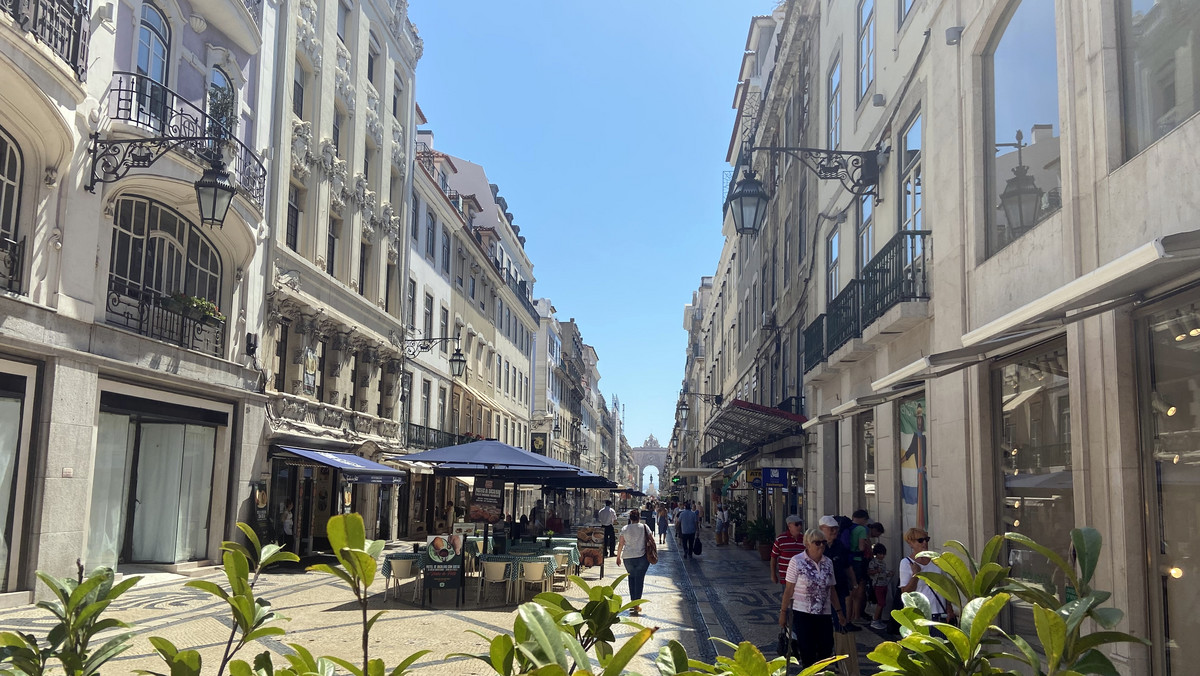 COVID-19. Lizbona otoczona kordonem sanitarnym