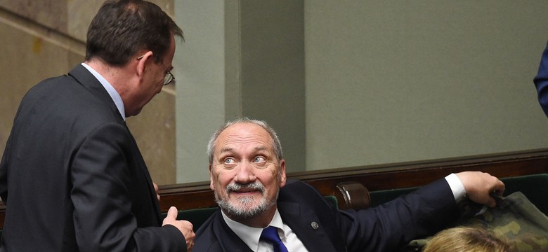 Rosja: W Polsce stacjonuje dywizja, a nie brygada wojsk USA. Macierewicz: To fałszywe, nieprawdziwe informacje