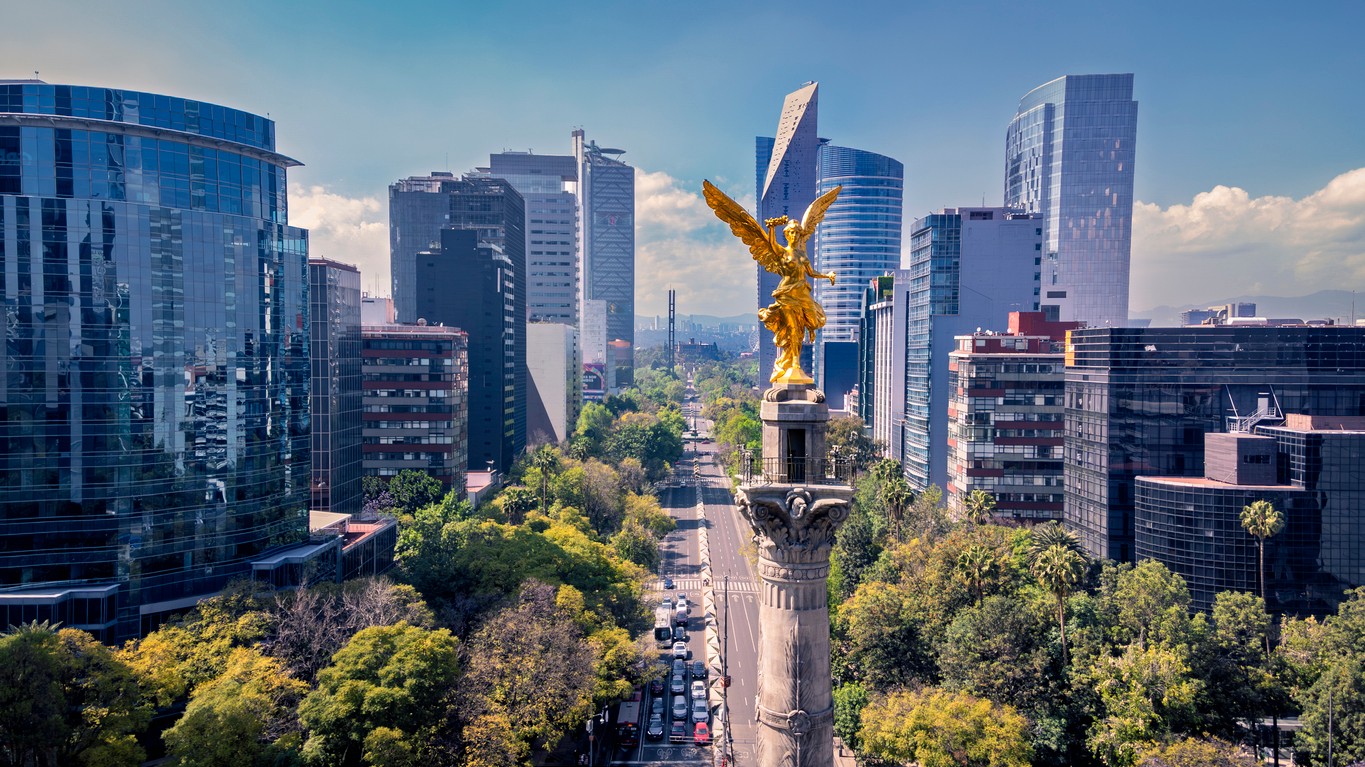 Mexiko City sa prepadá o dva centimetre ročne. (ilustračné foto)