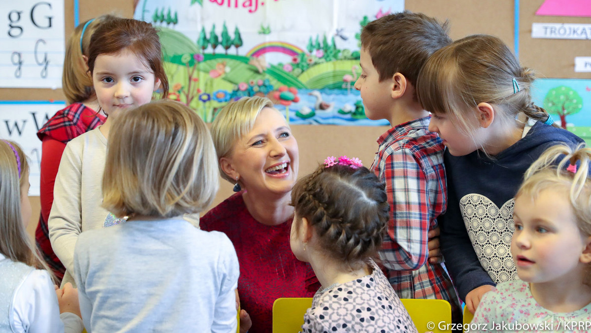 Pierwsza dama uczestniczyła w akcji czytania dzieciom