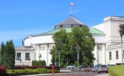 25 lat więzienia za fałszowane faktury. Sejm przyjął nowelę kodeksu karnego o VAT