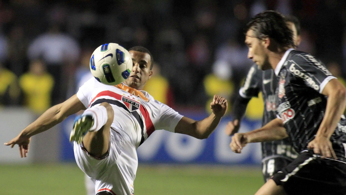 Manchester United jest gotowy zaoferować FC Sao Paulo 32 mln funtów za 19-letniego pomocnika, Lucasa - poinformował "Goal.com". Brazylijski klub odrzucił przed tygodniem propozycję Czerwonych Diabłów opiewającą na 27 mln.