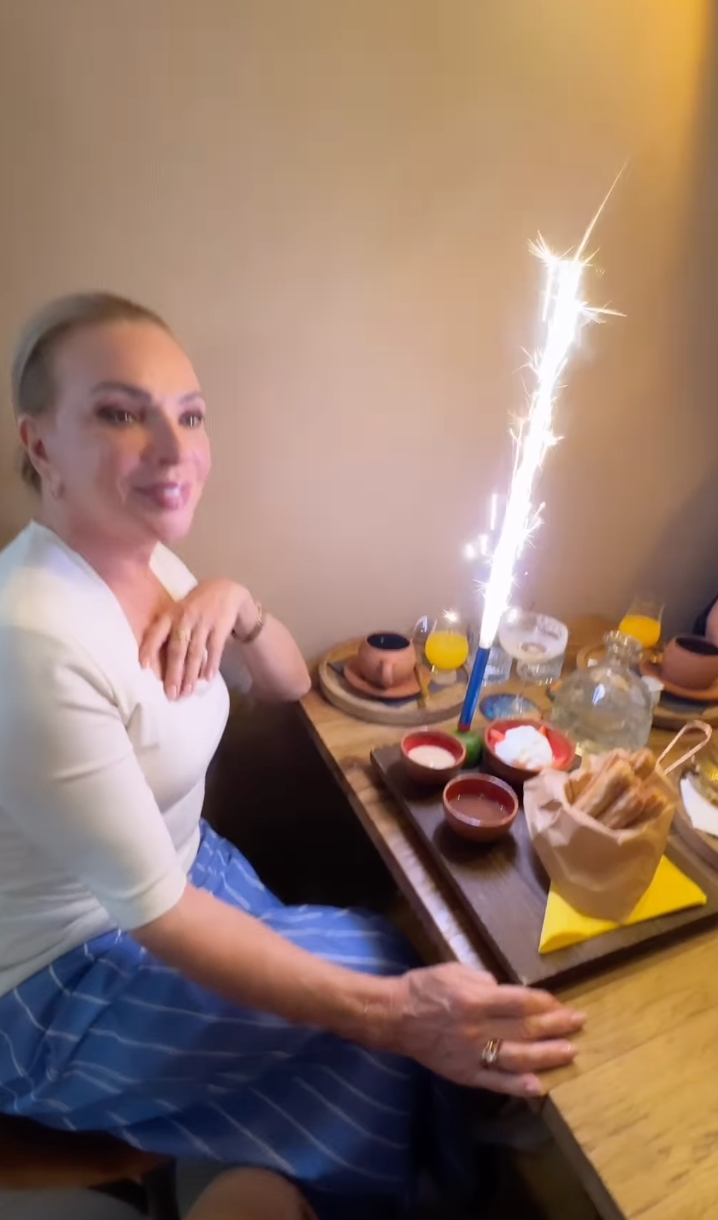 Zdena Studenková na oslave 72. narodenín.