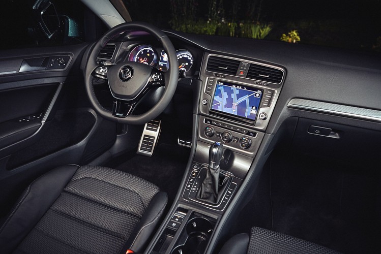 Volkswagen golf alltrack