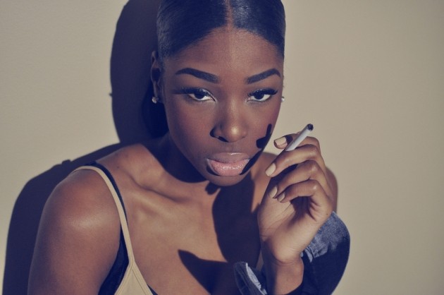 Woman smoking(Bauce Mag) 