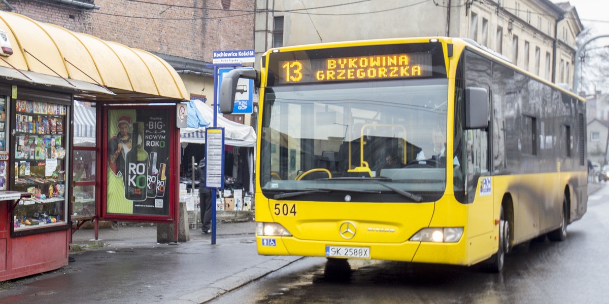 Autobus linii 215 w Rudzie Śląskiej