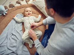 Jak podróżować z niemowlakiem - złote rady, które pomogą zminimalizować stres