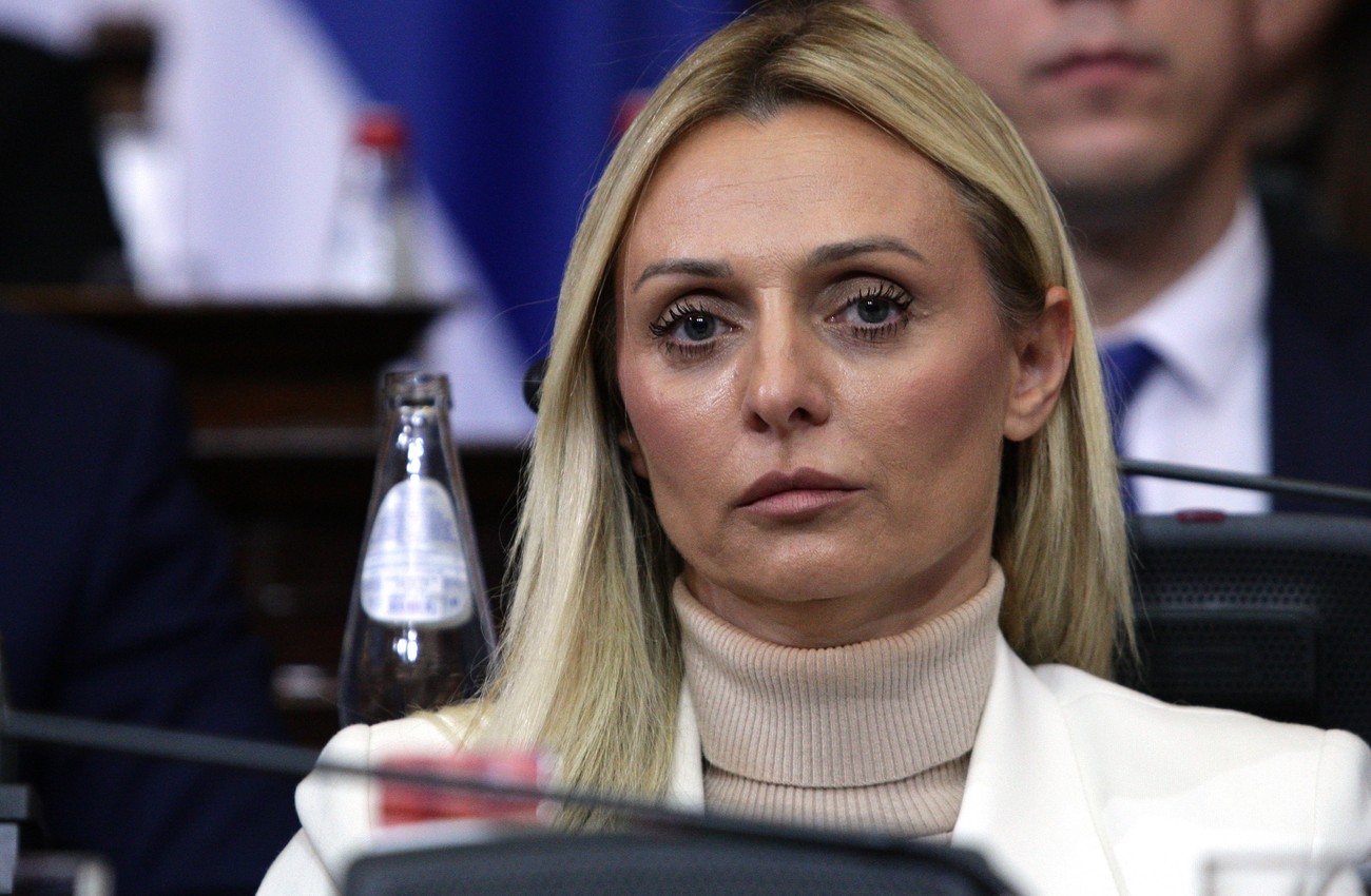 Tanasković: Država povećava premije za mleko sa 10 na 15 dinara po litru