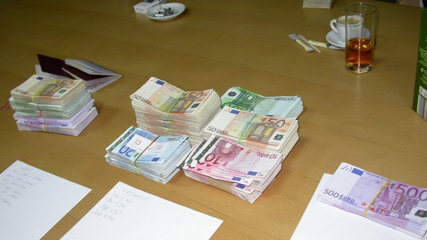 Deo zaplenjenih novčanica