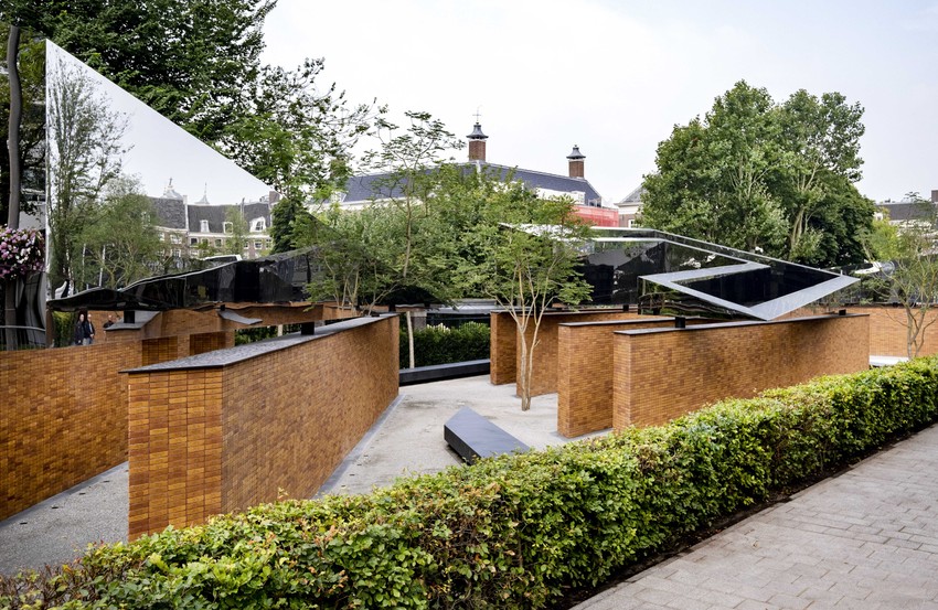 Spomenik holokaustu u Amsterdamu