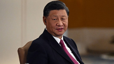 Koronawirus uderza w Chiny, Xi Jinping mówi o "świetle nadziei"
