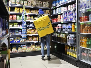 Pandemia przyspieszyła mocno rozwój start-upów branży food delivery, oferujących zakup produktów z różnych sieci spożywczych