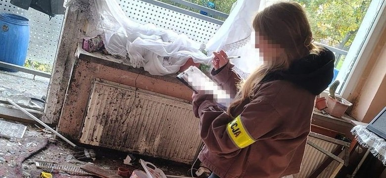 Nagły wybuch pocisku z czasów II wojny. Saperzy znaleźli w mieszkaniu także minę