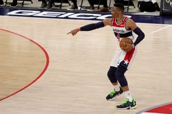 Russell Westbrook zadebiutował w nowych barwach. Wizards lepsi od Pistons