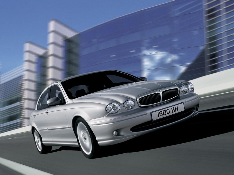 Jaguar X-Type (2001 rok)