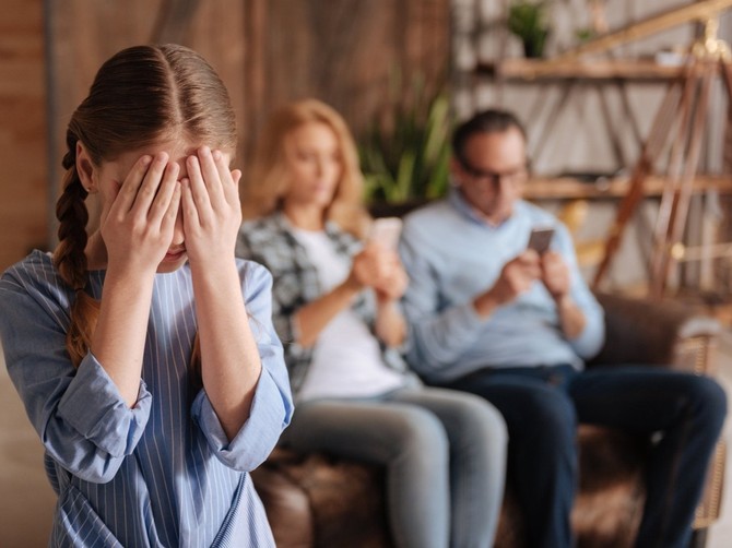 14 osobina ljudi koji su detinjstvo proveli bez nežnosti