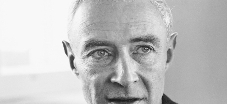 Oppenheimer "przepraszał, a po jego twarzy płynęły łzy". Nowe rewelacje w sprawie Hiroszimy