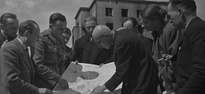 Rok 1955: Otwarcie Stadionu Dziesięciolecia i Pałacu Kultury. Jak awangardowi architekci odbudowali Warszawę