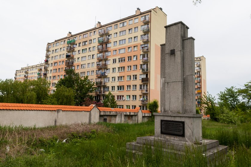 Nie będzie śledztwa w sprawie wyzywające zdjęć na mogiłach