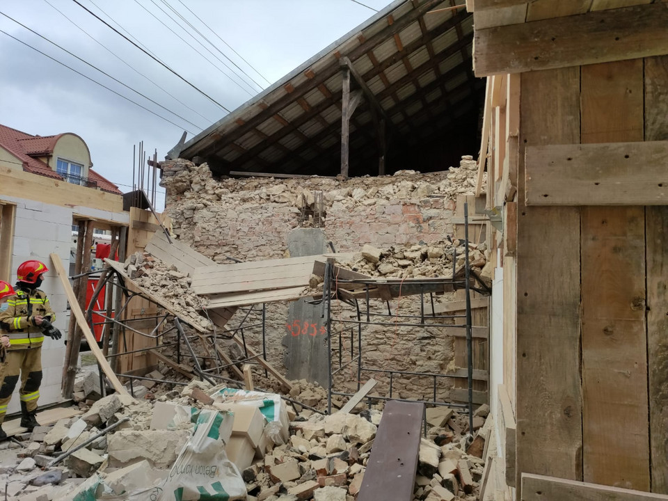 Katastrofa budowlana we Włoszczowie. Ucierpiały dwie osoby 