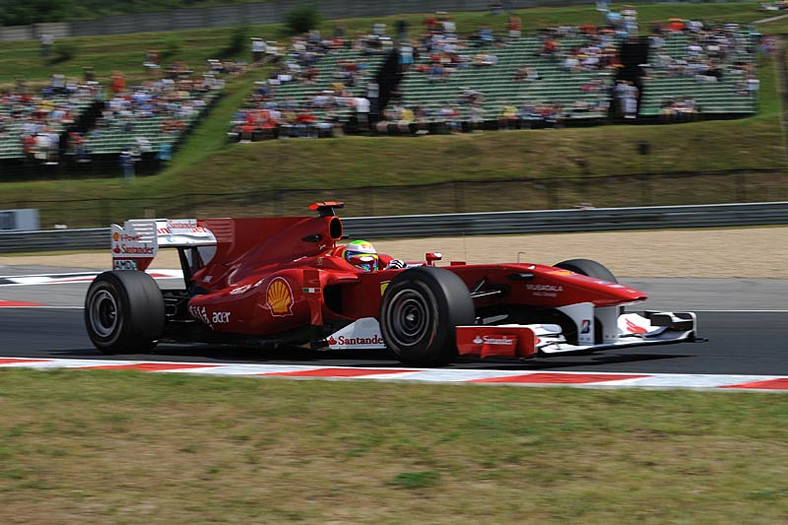 Grand Prix Węgier 2010: fruwające koła, niedościgniony Webber, niepowodzenie Kubicy (relacja, wyniki)