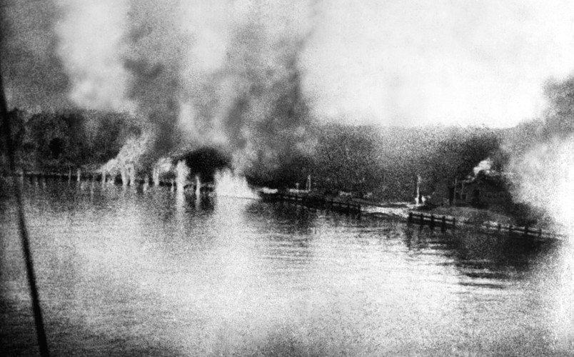 Westerplatte płonie