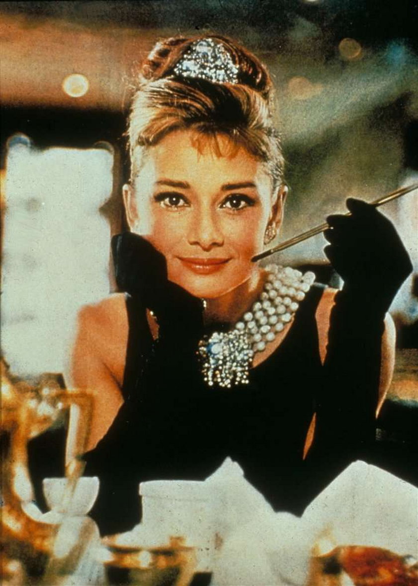 Audrey Hepburn to ideał piękna zdaniem Anglików. Kto został najpiekniejszą kobietą minionego stulecia?