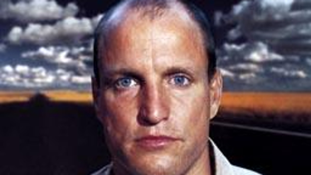 Woody Harrelson u boku Julianne Moore Film