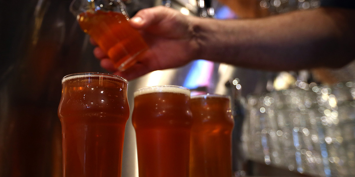 Statystyczny Polak pije 100 litrów piwa w ciągu roku