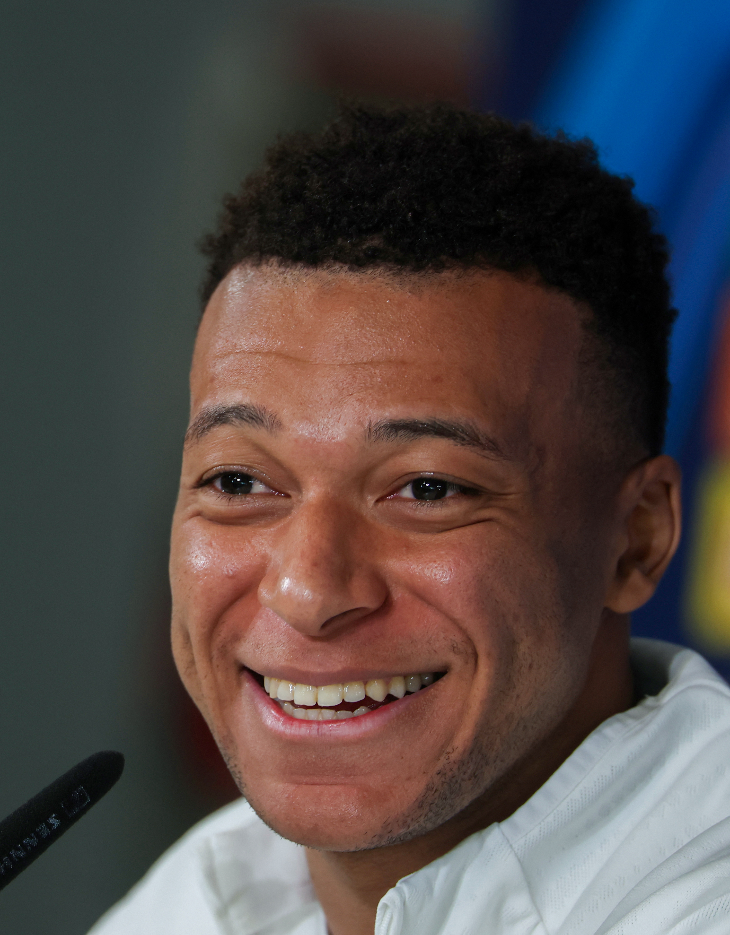 Mbappé critica los pitos selectivos a Vinicius y exige responsabilidad colectiva