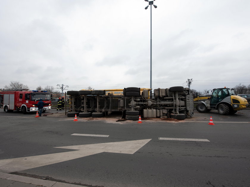 Wypadek ciężarówki na Teofilowie