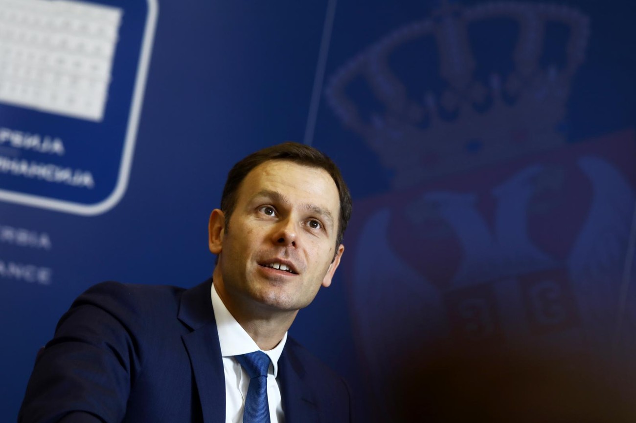 Počinje prijava za novčanu pomoć države za mlade: Evo ko sve može da se prijavi, a ko ne mora opet da daje podatke za 100 evra