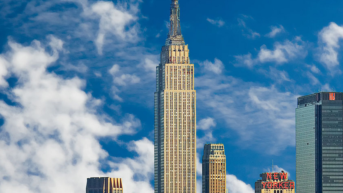 Niemiec Thomas Dold wygrał po raz szósty z rzędu bieg na najwyższy drapacz chmur w Nowym Jorku, wzniesiony w 1931 roku Empire State Building. 1576 schodów pokonał w 10 minut i 10 sekund, o sześć sekund szybciej niż przed rokiem.