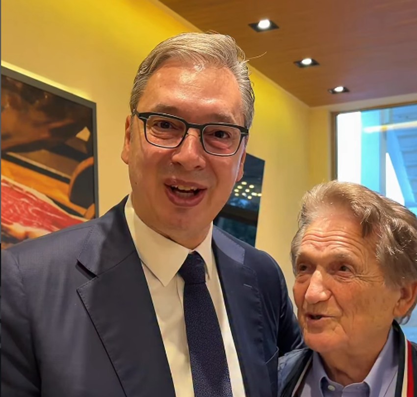 Vučić sa Nedeljkom Blikićem pred skup u Nišu