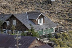 (Owens Valley) ? ? The former rip?roaring 1870s silver town ? Cerro Gordo ? is fighting to stay ali