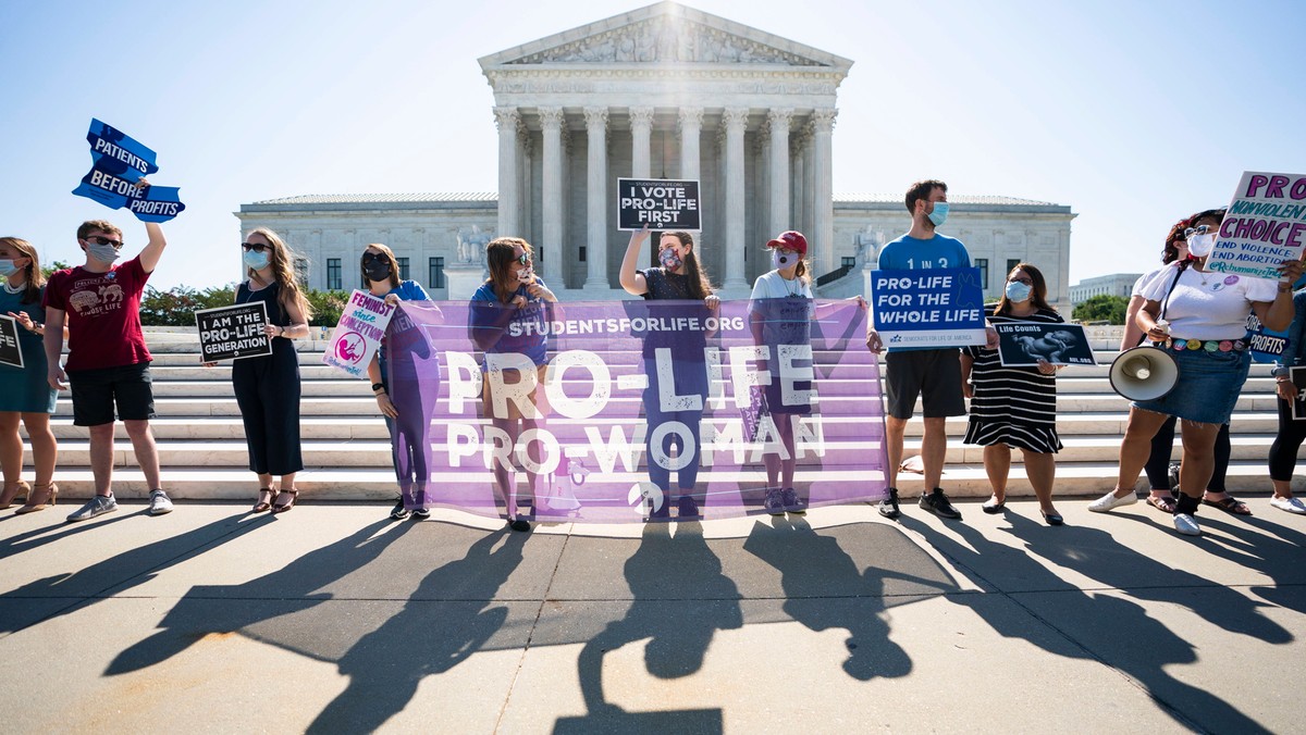 Demonstracja przeciwników aborcji przed Sądem Najwyższym w Waszyngtonie, USA