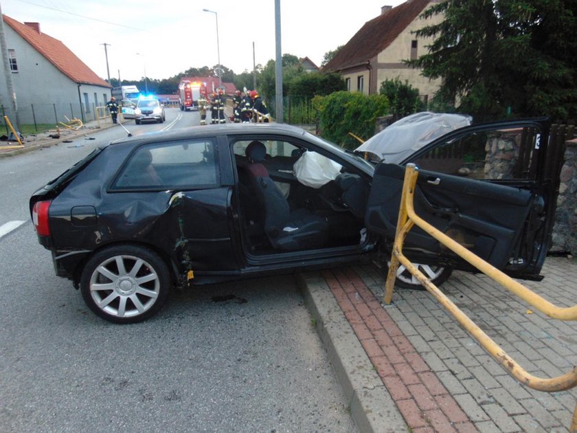 Horror na drodze. Nie było przodu auta