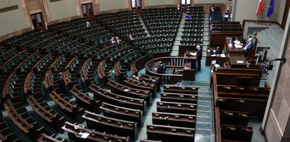 Żenująca scena w Sejmie. Minister przemawiał do pustej sali