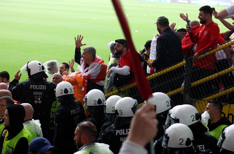Zamieszki na meczu Euro 2024. Turcy i Gruzini bili się na trybunach