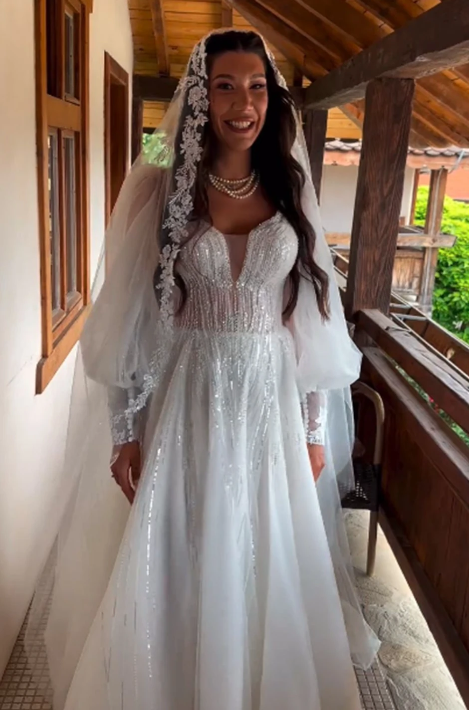 Venčanje unuke Bate Živojinovića Dine