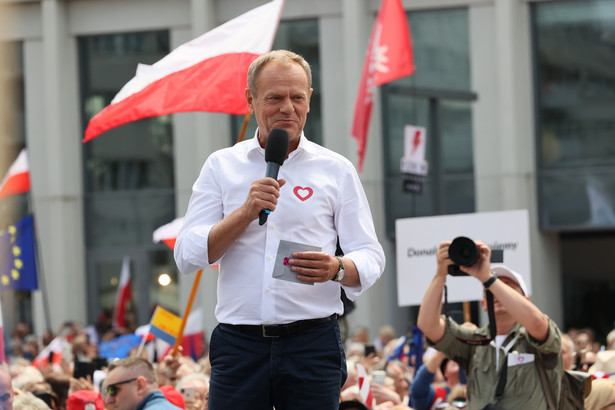 Tusk u von der Leyen. "Chcę przyspieszyć proces powrotu do pełnej obecności Polski w UE"
