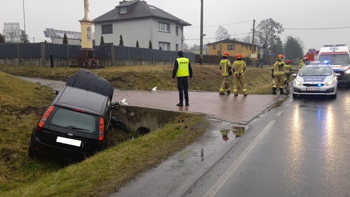 Zjechał na przeciwny pas ruchu. 61-latek zginął na miejscu 