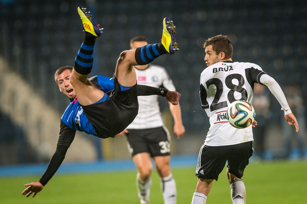 T-Mobile Ekstraklasa: Rzeźniczak strzelił gola w urodziny. Legia lepsza od Zawiszy